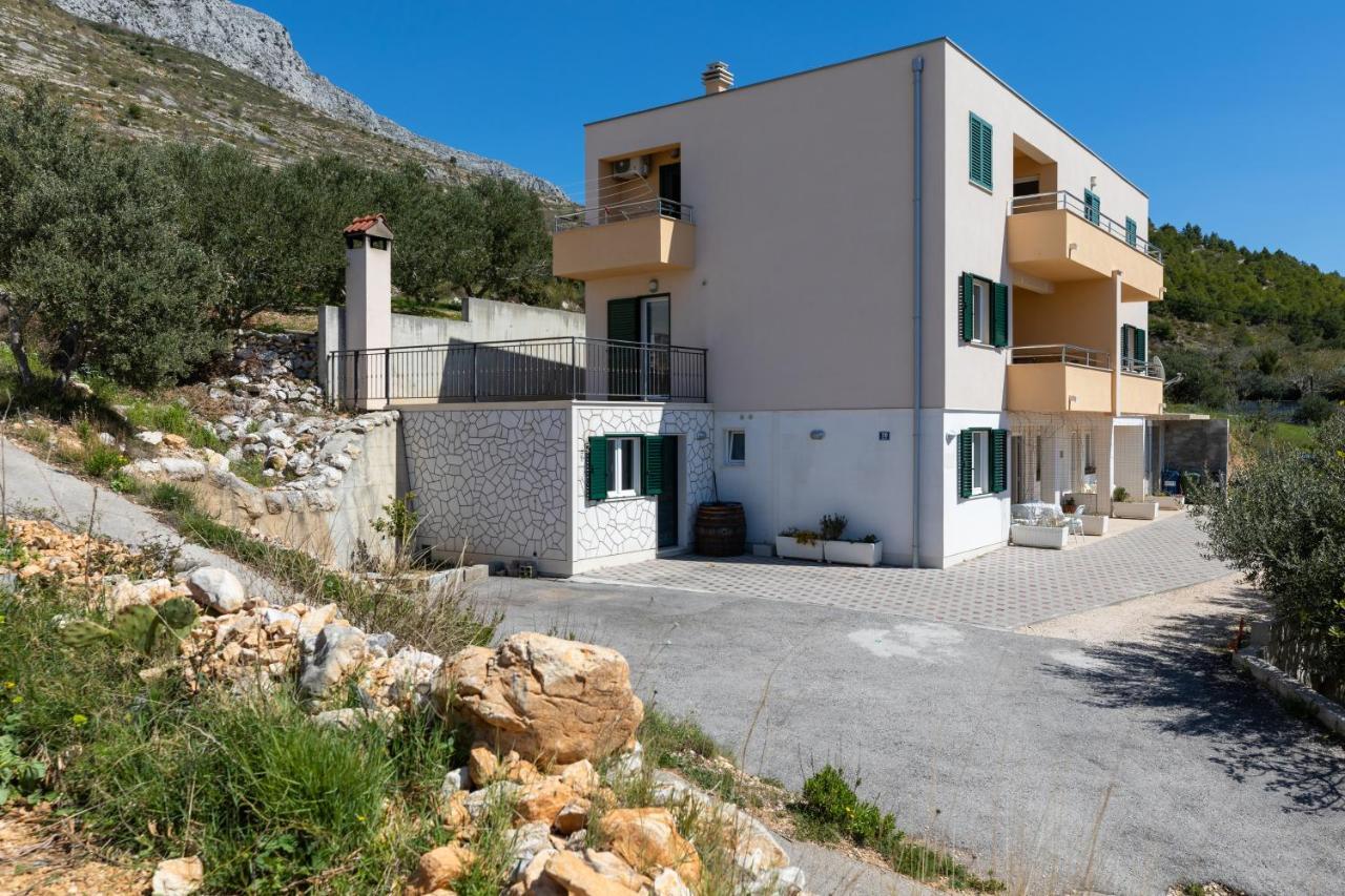 Apartments With A Parking Space Dugi Rat, Omis - 19516 Екстериор снимка