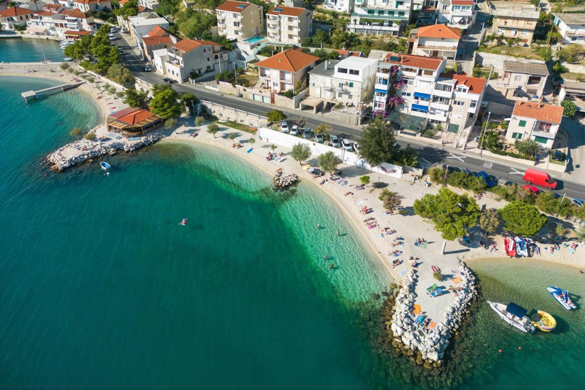 Apartments With A Parking Space Dugi Rat, Omis - 19516 Екстериор снимка